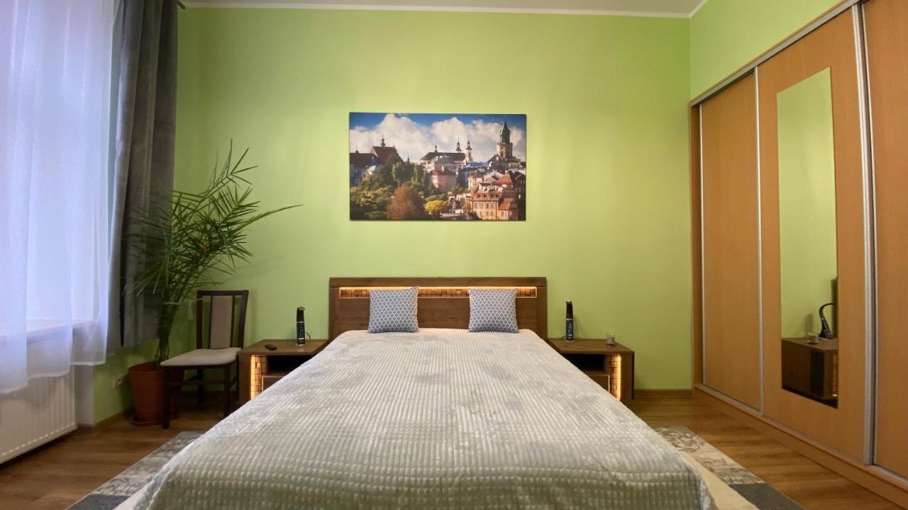 Lublinbnb - Exclusive Family Apartment ------ In The Heart Of Lublin -------------------------------- Bedroom & Living Room & Kitchen Экстерьер фото