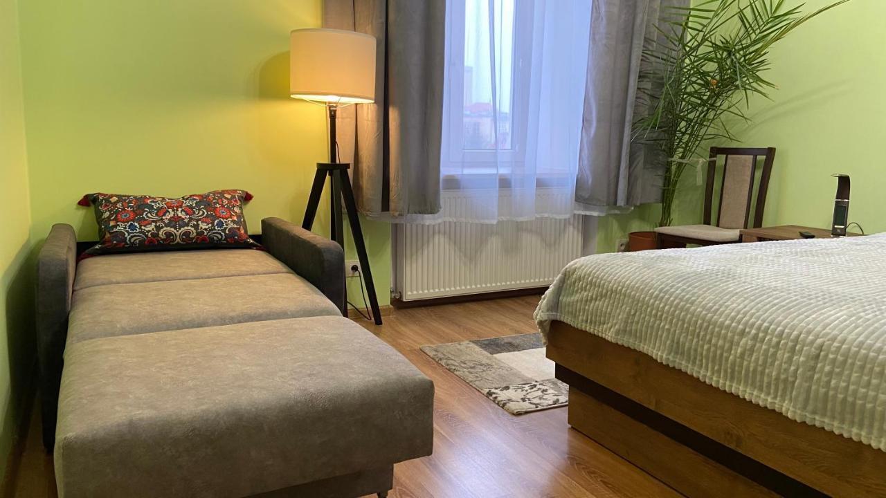Lublinbnb - Exclusive Family Apartment ------ In The Heart Of Lublin -------------------------------- Bedroom & Living Room & Kitchen Экстерьер фото